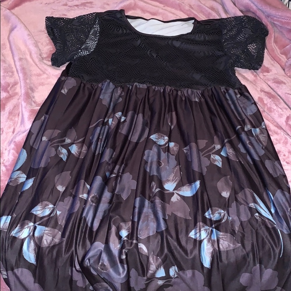 Floral print lace dress